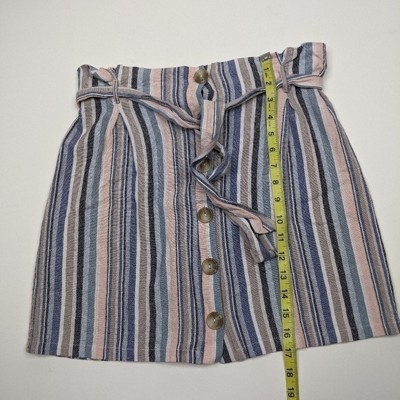 New Look Linen Blend Paper Bag Waist Mini Skirt - Picture 7 of 8